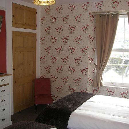 Bed and Breakfast Saffron House Ком-Мартин Экстерьер фото