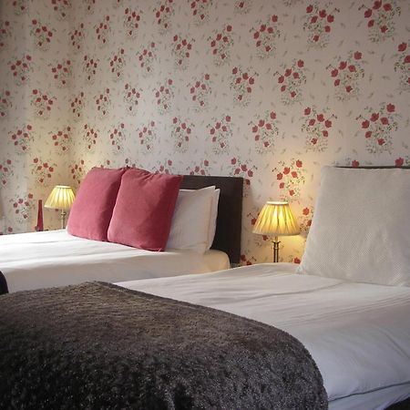 Bed and Breakfast Saffron House Ком-Мартин Экстерьер фото
